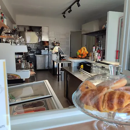 Anastasia & Apartment